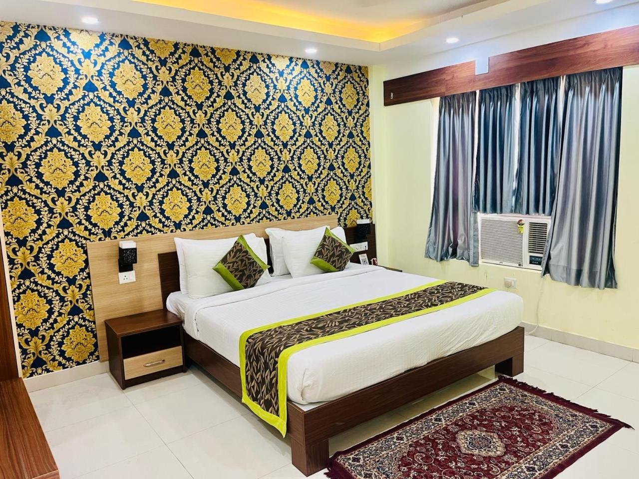 Hotel Four Waves Purî Extérieur photo